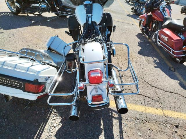 1HD1FCW135Y607750 - 2005 HARLEY-DAVIDSON FLHTCUI 白色 照片 6