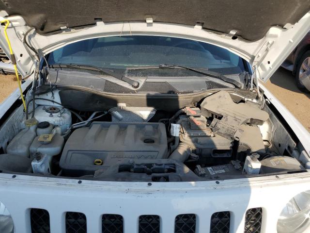 1C4NJRBB7HD104527 - 2017 JEEP PATRIOT SPORT WHITE photo 11