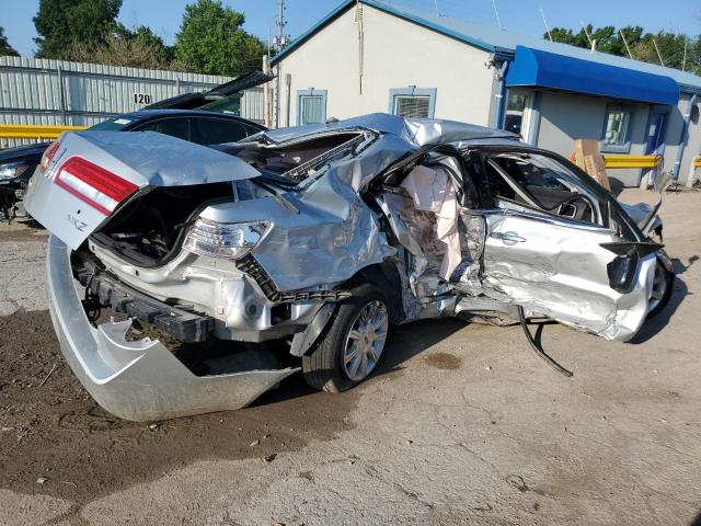 3LNHL2GC7AR615423 - 2010 LINCOLN MKZ SILVER photo 3