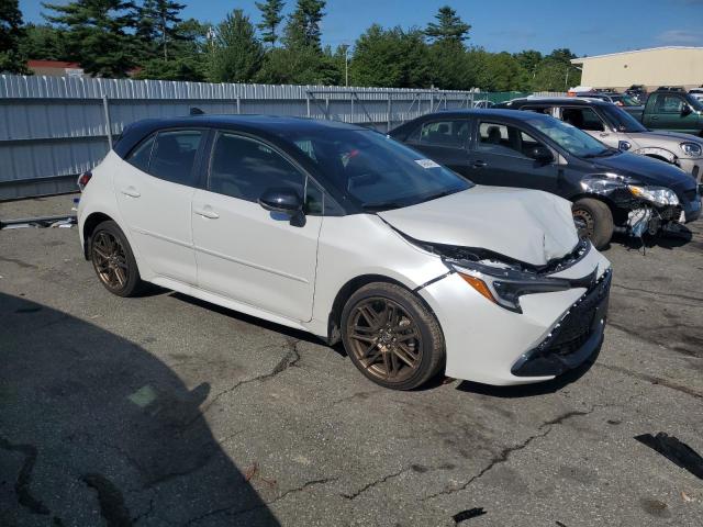 JTND4MBE6S3233710 - 2025 TOYOTA COROLLA SE WHITE photo 4