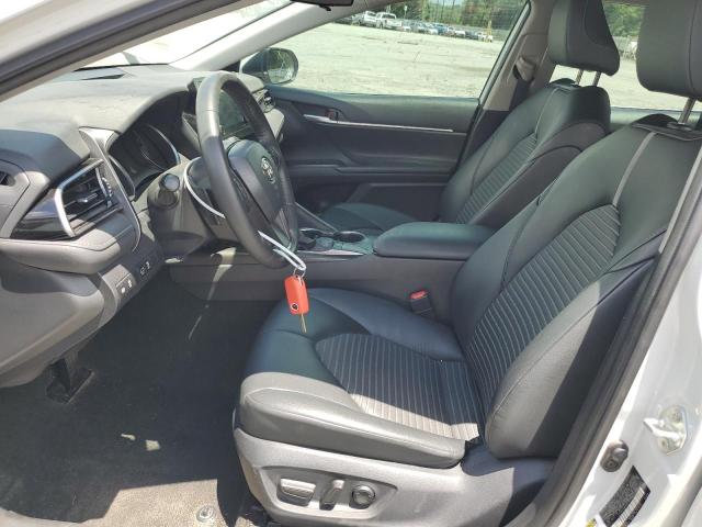 4T1G11AK0PU145491 - 2023 TOYOTA CAMRY SE NIGHT SHADE WHITE photo 7