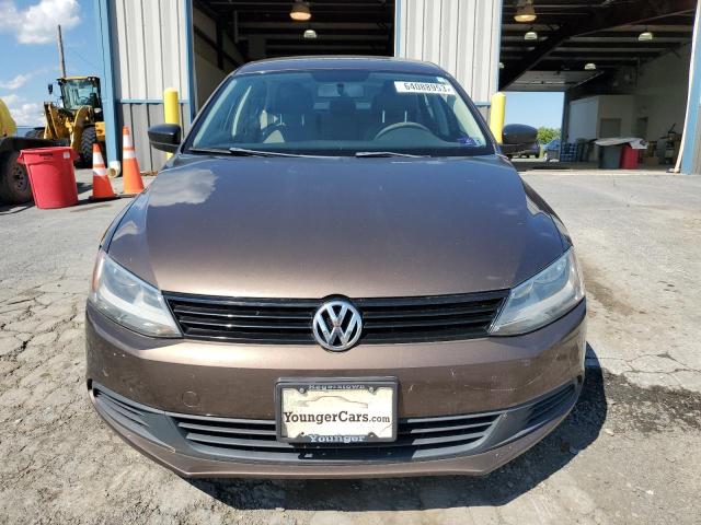 3VW2K7AJ0BM073689 - 2011 VOLKSWAGEN JETTA BASE 棕色 照片 5