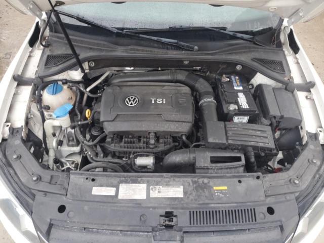 1VWBT7A34FC071532 - 2015 VOLKSWAGEN PASSAT SE WHITE photo 11