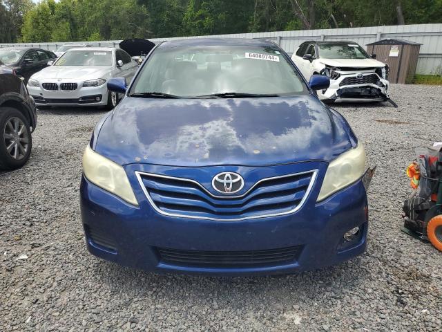 4T1BK3EK8AU605128 - 2010 TOYOTA CAMRY SE BLUE photo 5