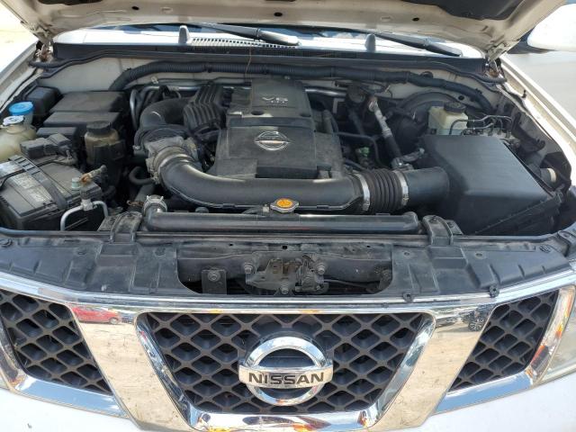 5N1AR18W15C708400 - 2005 NISSAN PATHFINDER LE WHITE photo 12