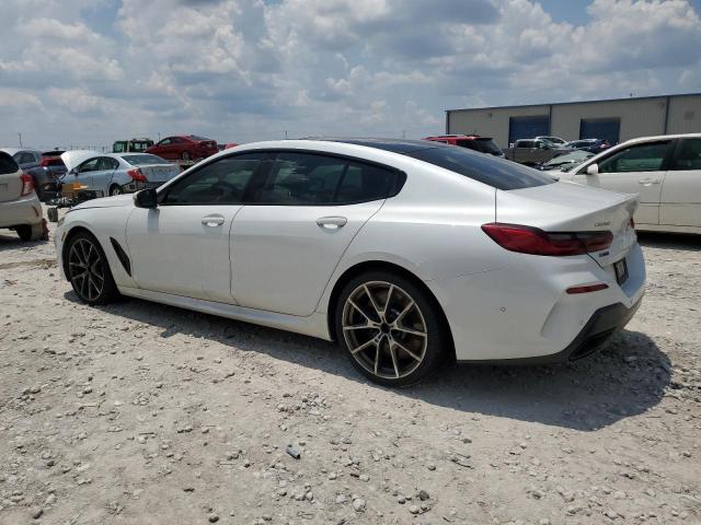WBAGV8C00NCH82347 - 2022 BMW M850XI WHITE photo 2
