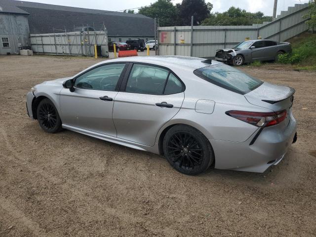 4T1T11AK9MU451521 - 2021 TOYOTA CAMRY SE 银色 照片 2