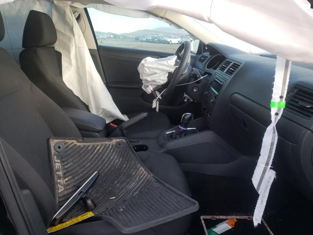 3VW2K7AJXFM418412 - 2015 VOLKSWAGEN JETTA BASE 黑色 照片 5