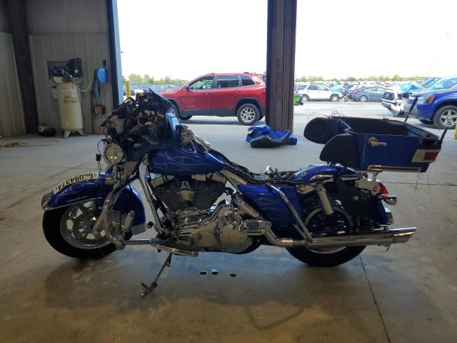 1HD1FCW165Y620184 - 2005 HARLEY-DAVIDSON FLHTCUI 蓝色 照片 3