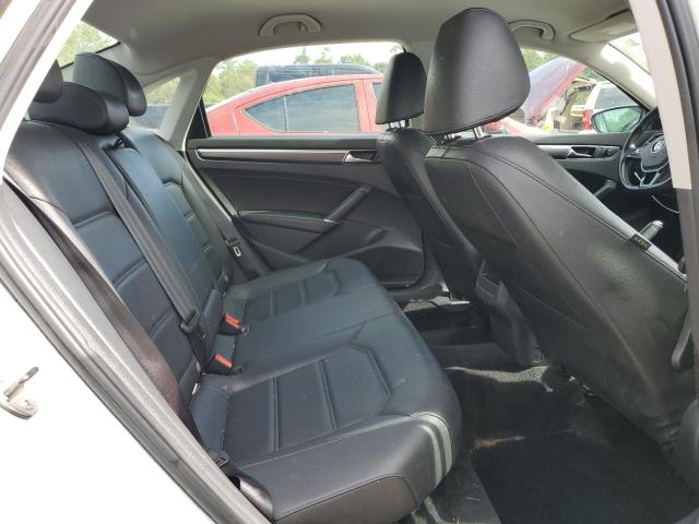 1VWDT7A39HC064734 - 2017 VOLKSWAGEN PASSAT R-LINE Weiß Foto 10