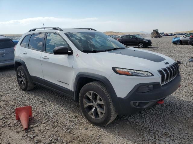 1C4PJMBS6HW601732 - 2017 JEEP CHEROKEE TRAILHAWK WHITE photo 4
