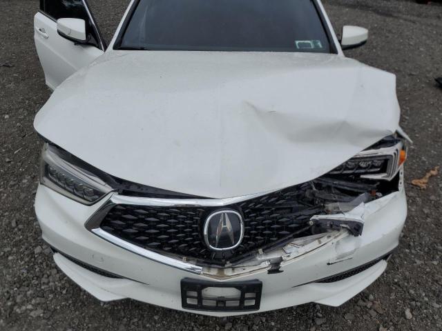 19UUB1F34JA002141 - 2018 ACURA TLX WHITE photo 11