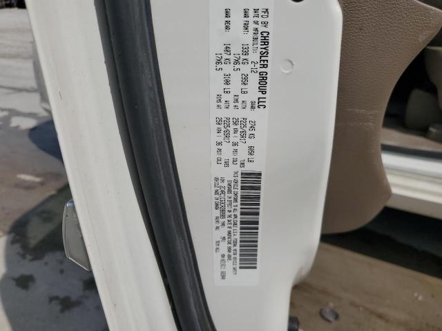 2C4RC1CG3CR288989 - 2012 CHRYSLER TOWN & COU TOURING L WHITE photo 13