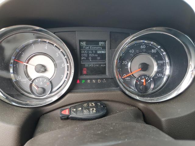 2C4RC1CG3CR288989 - 2012 CHRYSLER TOWN & COU TOURING L WHITE photo 9