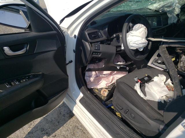 5XXGT4L35JG262664 - 2018 KIA OPTIMA LX თეთრი ფოტო 8