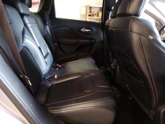 1C4PJMBX9KD216809 - 2019 JEEP CHEROKEE TRAILHAWK SILVER photo 11