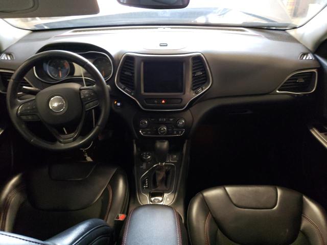 1C4PJMBX9KD216809 - 2019 JEEP CHEROKEE TRAILHAWK SILVER photo 8