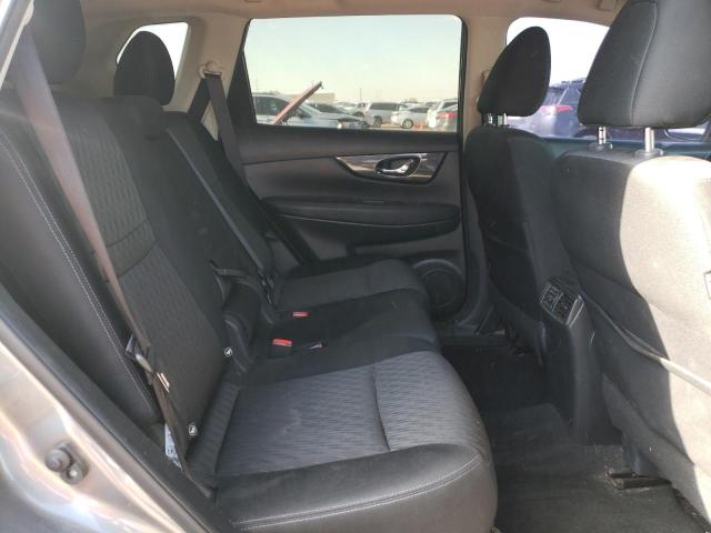 KNMAT2MV5JP592680 - 2018 NISSAN ROGUE S ნაცრისფერი ფოტო 11