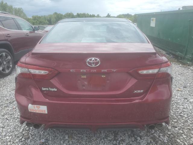 4T1B61HK2JU551538 - 2018 TOYOTA CAMRY XSE 红色 照片 6