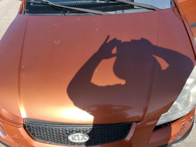 KNADE223596516206 - 2009 KIA RIO BASE ORANGE photo 11