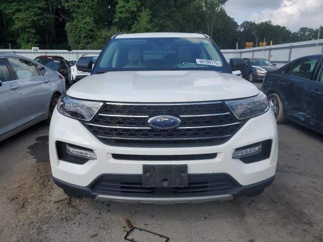 1FMSK8DH6MGA36639 - 2021 FORD EXPLORER XLT WHITE photo 5