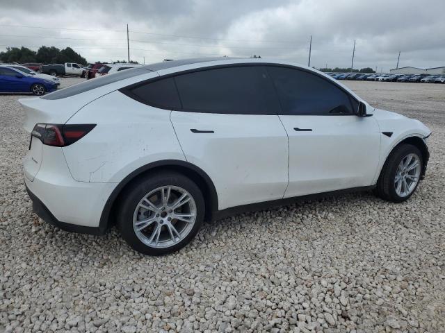 7SAYGDEE4PA093692 - 2023 TESLA MODEL Y WHITE photo 3