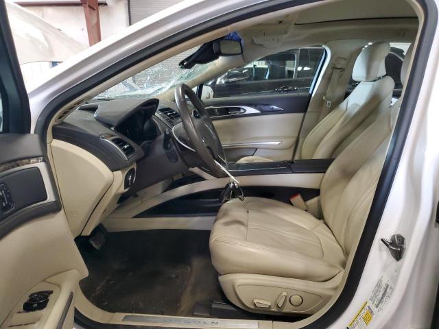 3LN6L2G96DR803365 - 2013 LINCOLN MKZ WHITE photo 7