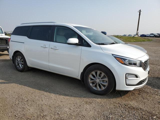 KNDMB5C16L6650868 - 2020 KIA SEDONA LX WHITE photo 4