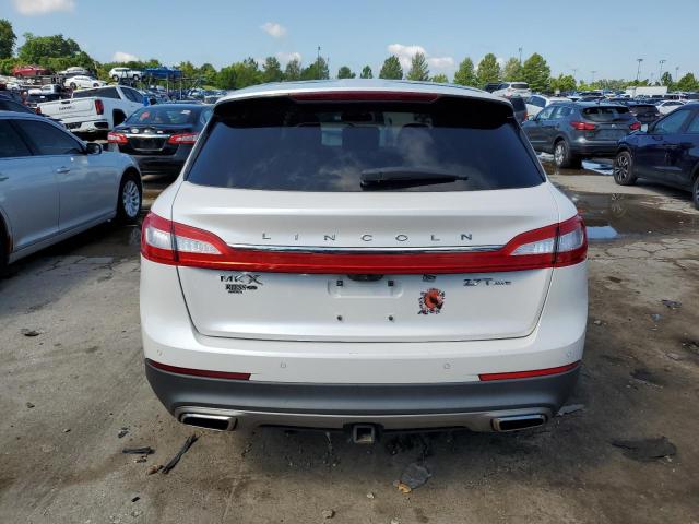 2LMPJ8LPXJBL18291 - 2018 LINCOLN MKX RESERVE Blanco foto 6