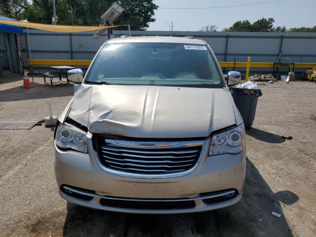 2C4RC1GG7CR246433 - 2012 CHRYSLER TOWN & COU LIMITED SILVER photo 5