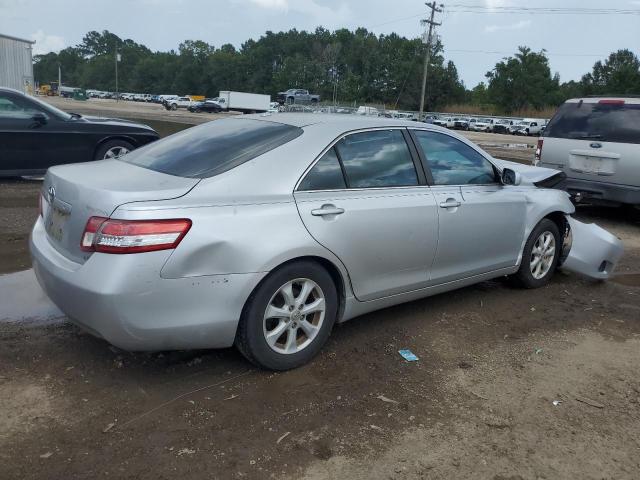 4T1BF3EK8AU110867 - 2010 TOYOTA CAMRY BASE 银色 照片 3