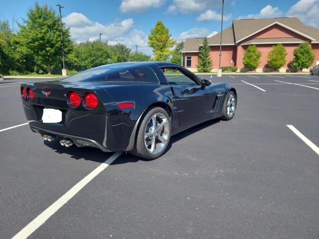 1G1YW2DW5B5111685 - 2011 CHEVROLET CORVETTE GRAND SPORT BLACK photo 4