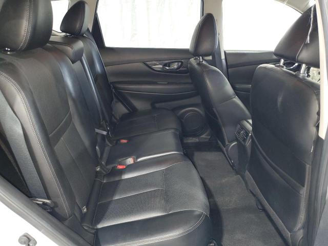 JN8AT2MVXJW319518 - 2018 NISSAN ROGUE S SILVER photo 11