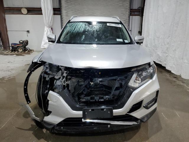 JN8AT2MVXJW319518 - 2018 NISSAN ROGUE S SILVER photo 5