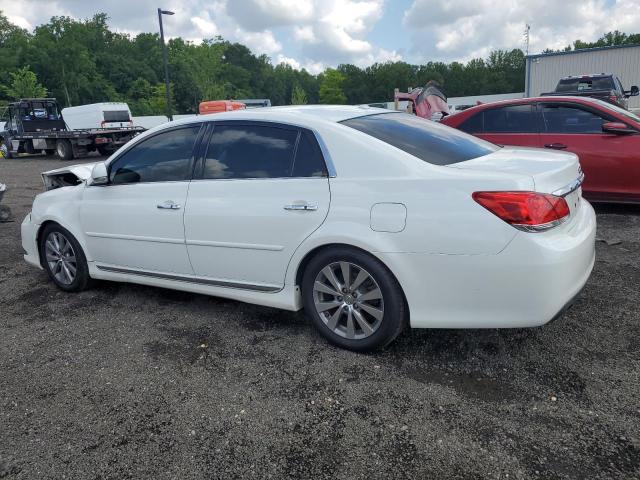 4T1BK3DB2BU412069 - 2011 TOYOTA AVALON BASE WHITE photo 2