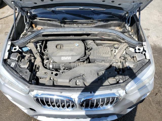 WBXHT3C34H576647 - 2017 BMW X1 XDRIVE28I SILVER photo 12