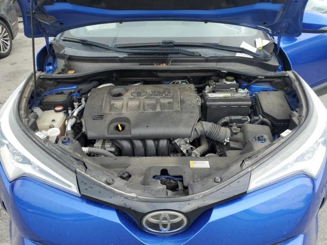 NMTKHMBX7JR001078 - 2018 TOYOTA C-HR XLE BLUE photo 11