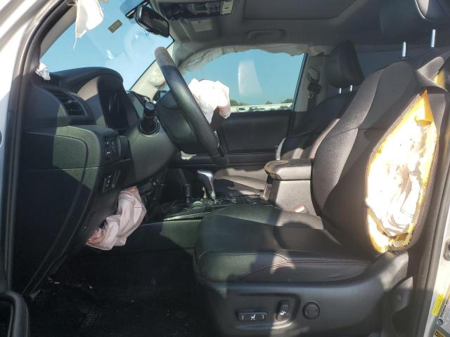 JTEBU5JR0J5588716 - 2018 TOYOTA 4RUNNER SR5/SR5 PREMIUM 银色 照片 7