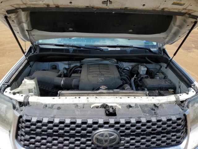 5TFUW5F11JX741201 - 2018 TOYOTA TUNDRA DOUBLE CAB SR/SR5 WHITE photo 11