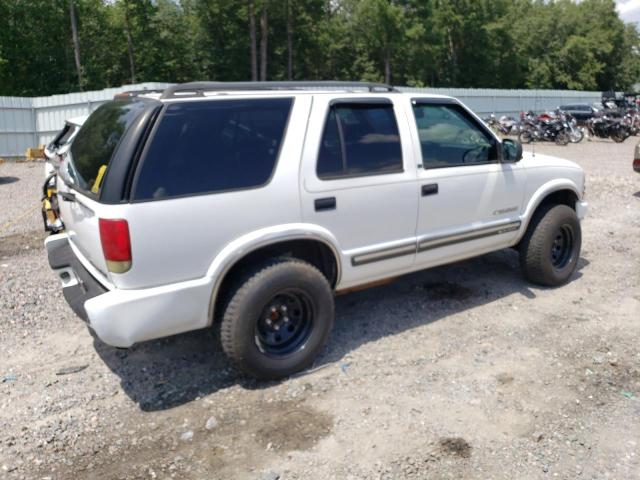 1GNDT13X43K170885 - 2003 CHEVROLET BLAZER 4X4 WHITE photo 3