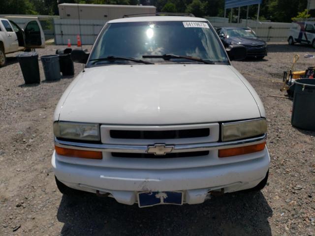 1GNDT13X43K170885 - 2003 CHEVROLET BLAZER 4X4 WHITE photo 5