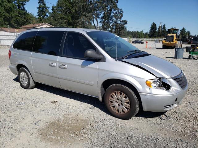 1A4GP44R26B753045 - 2006 CHRYSLER TOWN & COU LX SILVER photo 4