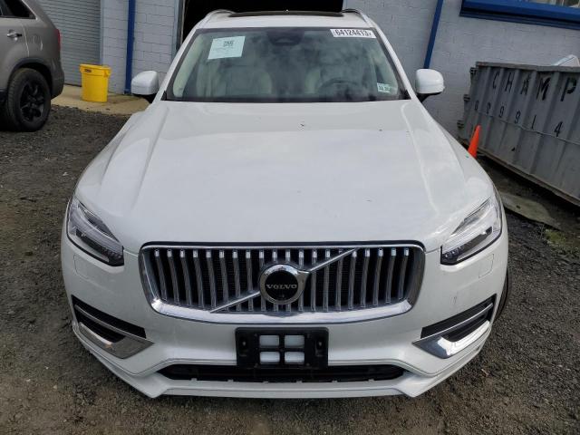 YV4062PA9P1933826 - 2023 VOLVO XC90 ULTIMATE WHITE photo 5