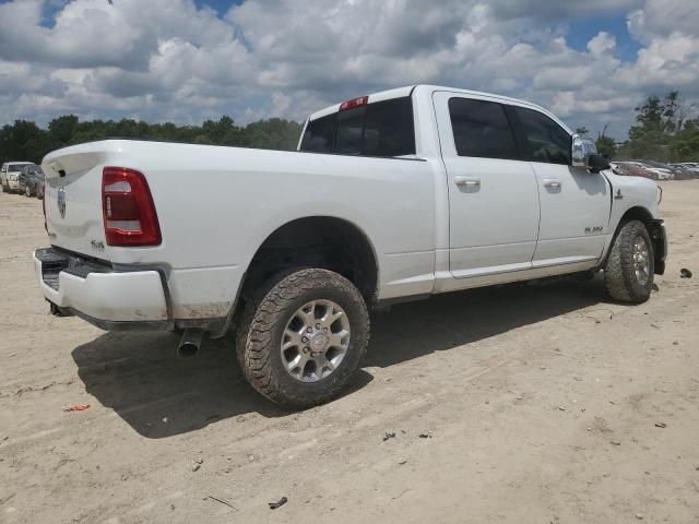 3C6UR5FL7PG588613 - 2023 RAM 2500 LARAMIE WHITE photo 3