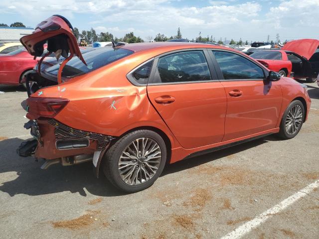 3KPF54AD3PE564182 - 2023 KIA FORTE GT LINE ORANGE photo 3