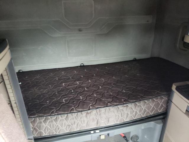 3AKJGLDR9HSHV7029 - 2017 FREIGHTLINER CASCADIA 1 Noir photo 6