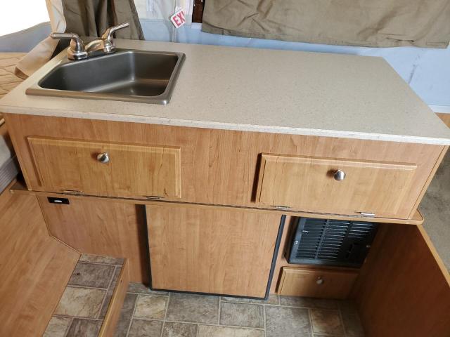 4X4CFS419BD165397 - 2011 FOREST RIVER 206BH FLAGSTAFF 米色 照片 9