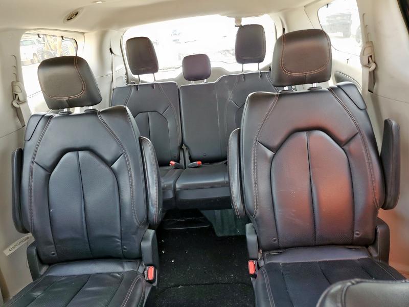 2C4RC1BG8KR625947 - 2019 CHRYSLER PACIFICA TOURING L BLACK photo 10