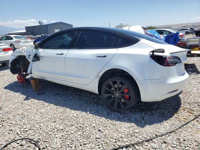 5YJ3E1EB7JF072704 - 2018 TESLA MODEL 3 WHITE photo 2