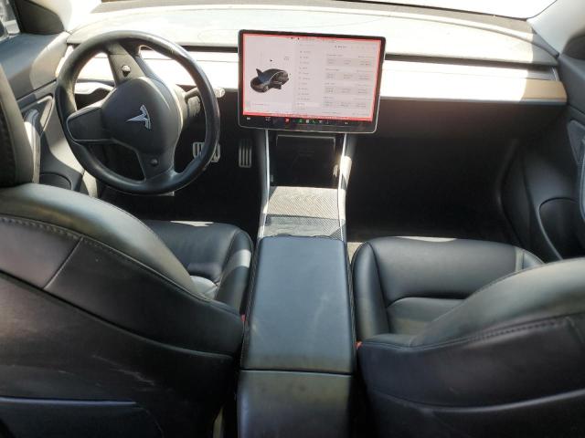 5YJ3E1EB7JF072704 - 2018 TESLA MODEL 3 WHITE photo 8